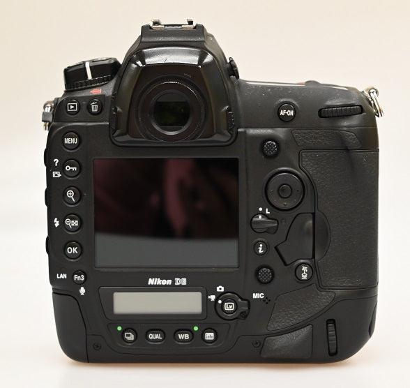 NIKON D6 (EX-DEMO UNIT)