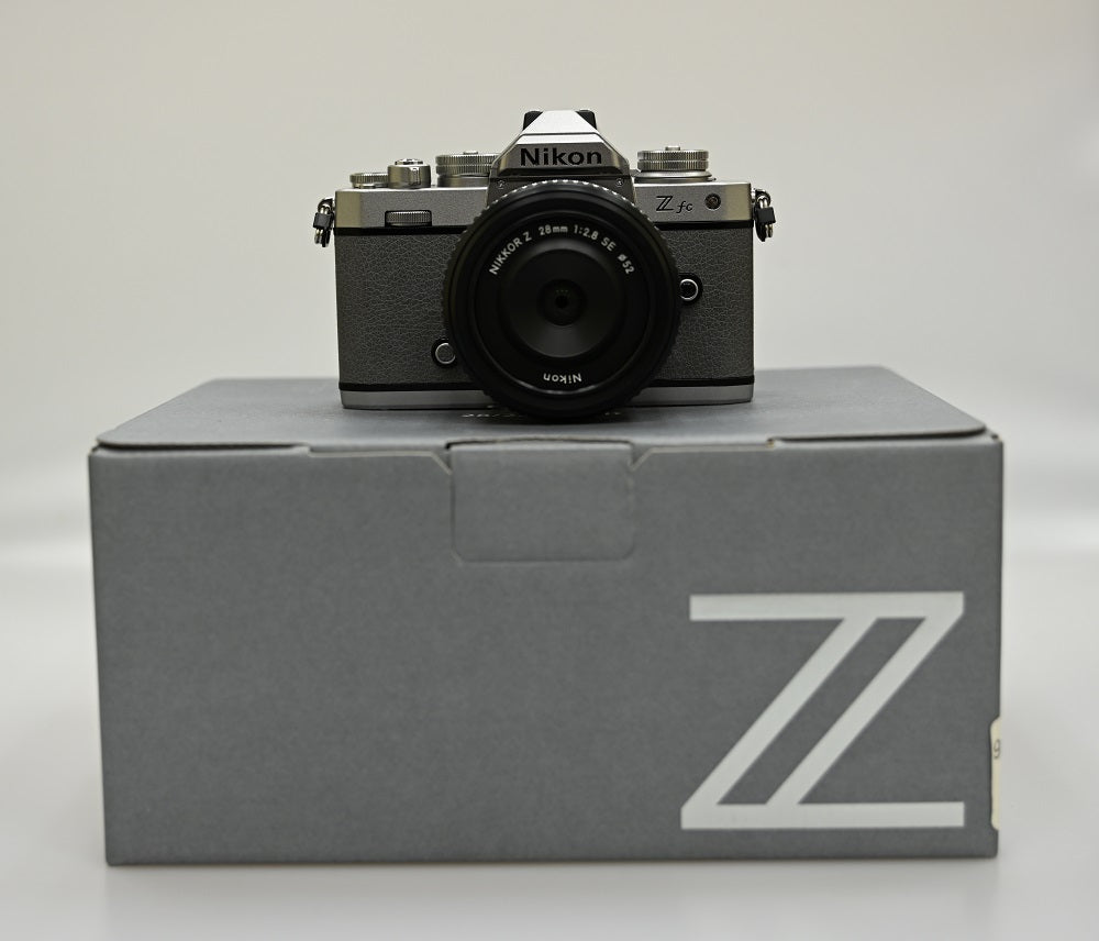 NIKON Zfc GREY WITH NIKKOR Z 28mm f/2.8 SE (EX-DEMO UNIT)