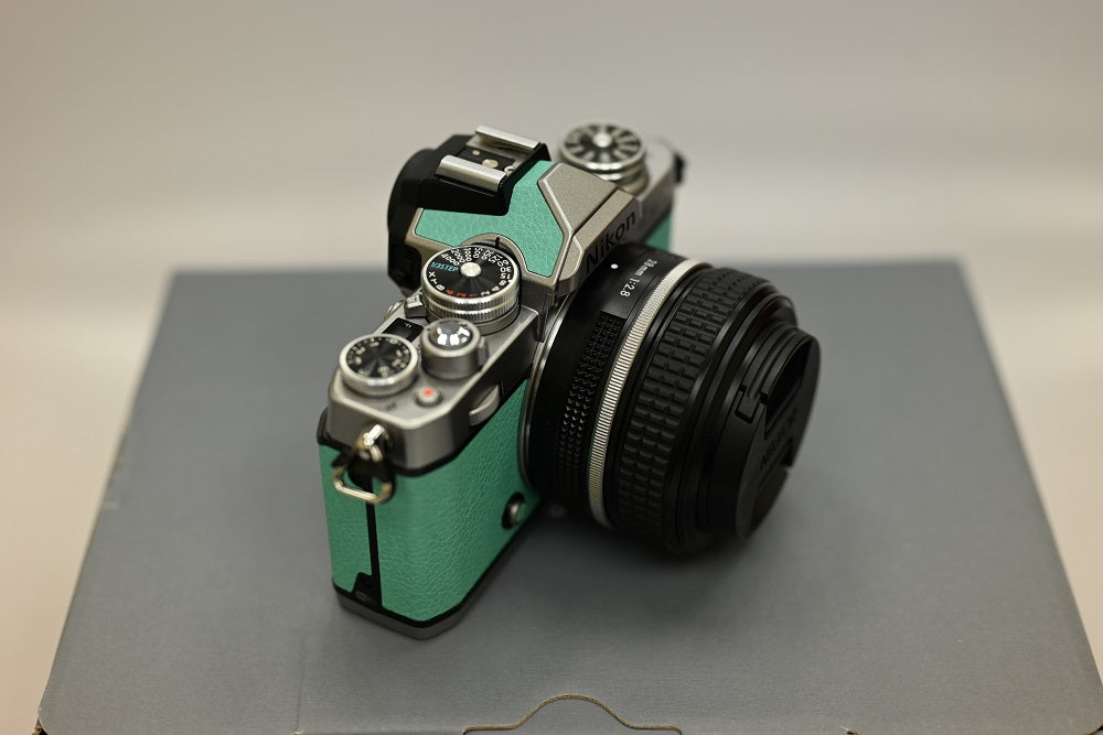 NIKON Zfc MINT GREEN WITH NIKKOR Z 28mm f/2.8 S (EX-DEMO UNIT)